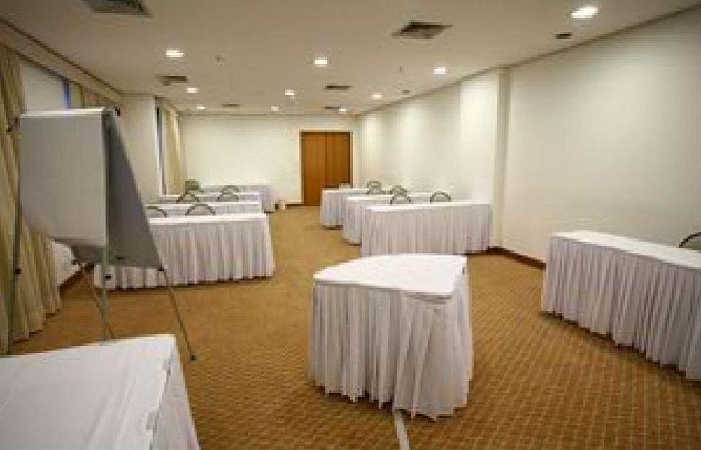 Astron Saint Charbel Suites & Life São Paulo Exteriör bild