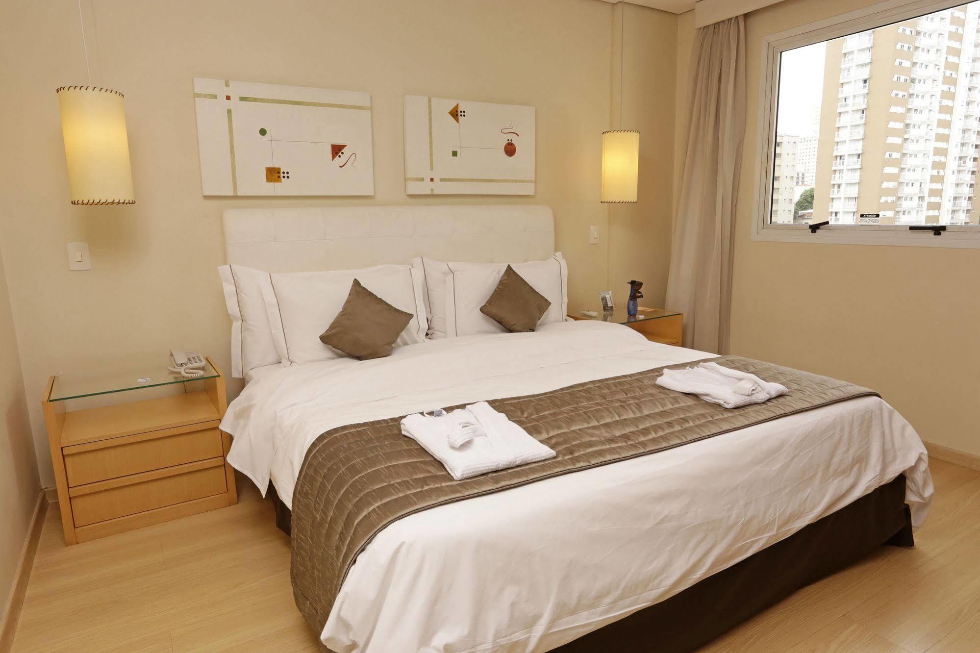 Astron Saint Charbel Suites & Life São Paulo Exteriör bild